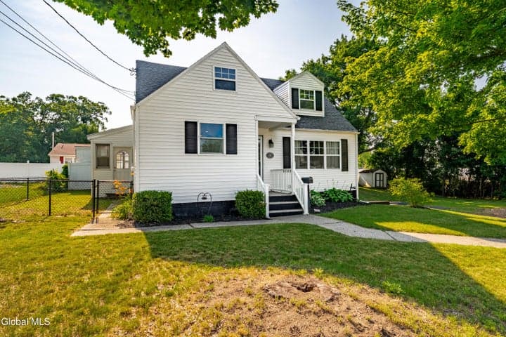 35 Vista Avenue, Latham, NY, photo 5