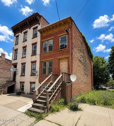52 Clinton Street, Albany, NY, photo 1