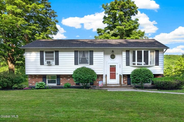 464 Joslyn School Road, Berne, NY, photo 1