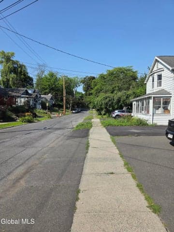 40 Frost Place, Albany, NY, photo 4
