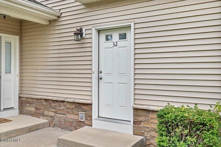 32 Beacon Street, Ballston, NY, photo 3