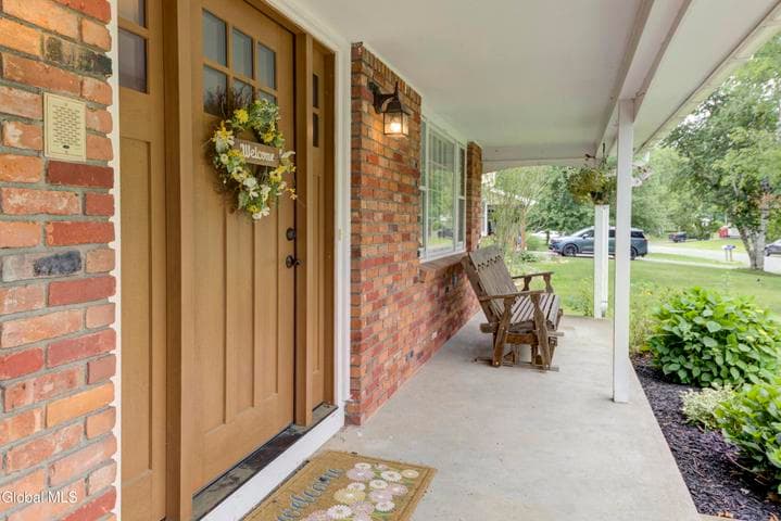 23 Yolanda Drive, Glenville, NY, photo 5