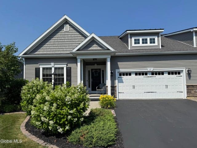 17 David Drive, Glenmont, NY, photo 1
