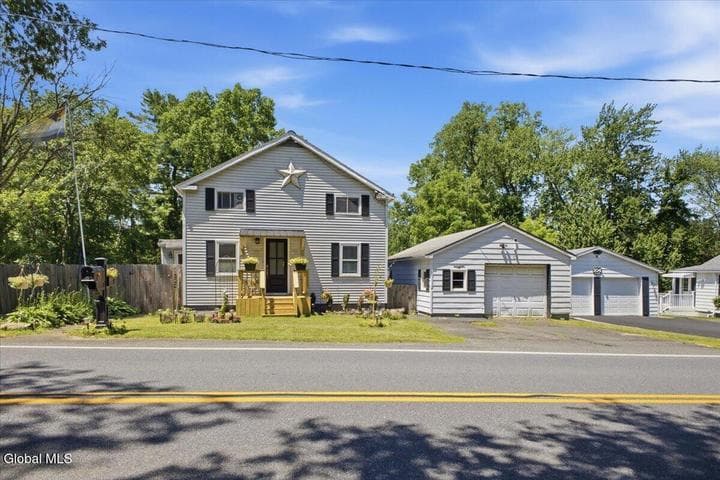 102 Stone Quarry Road, Halfmoon, NY, photo 3