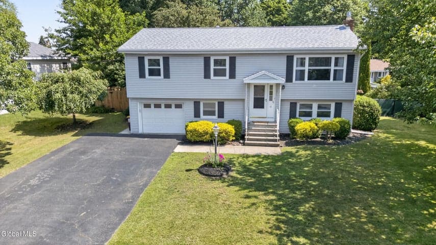 10 Marco Polo Drive, Latham, NY