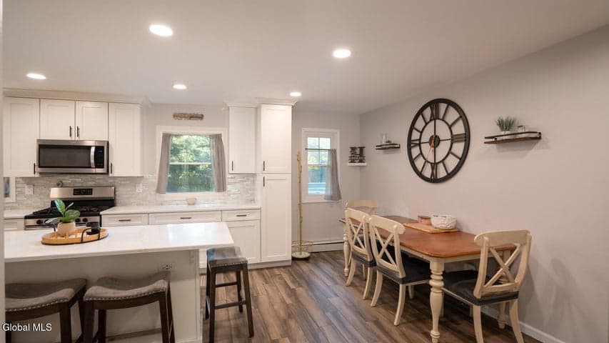 26 Glenwood Street, Guilderland, NY, photo 5