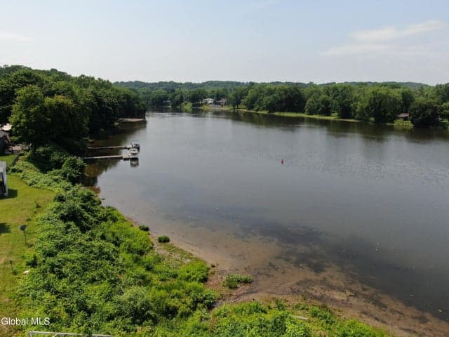 338 Riverbend Road, Troy, NY, photo 4