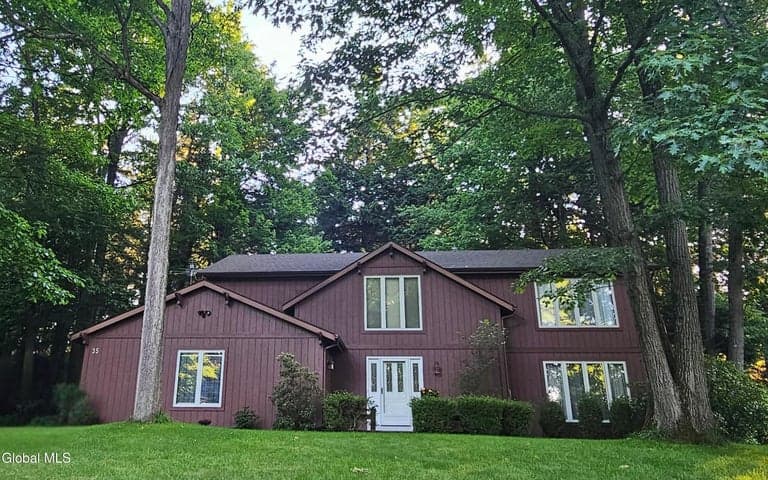35 Via Maria Drive, Schenectady, NY, photo 1