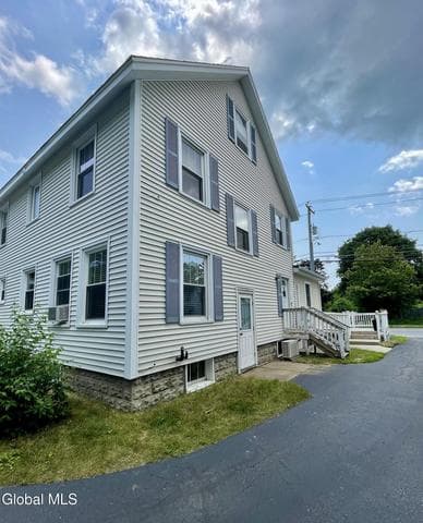 28 Hudson Street, Warrensburg, NY, photo 5