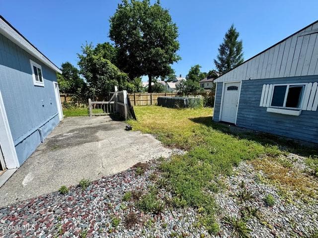 8-10 Madison Street, Granville, NY, photo 4