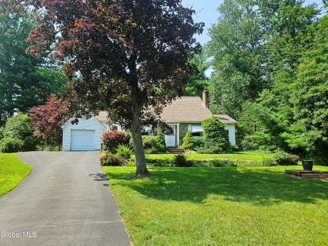 107 Skyway Drive, Glenville, NY, photo 2