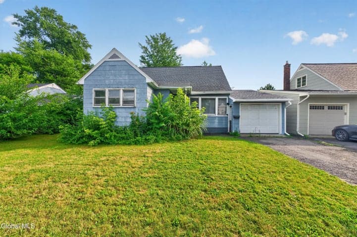 2529 Putnam Street, Schenectady, NY