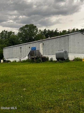 32 Clarence Oliver Lane, Willsboro, NY, photo 1