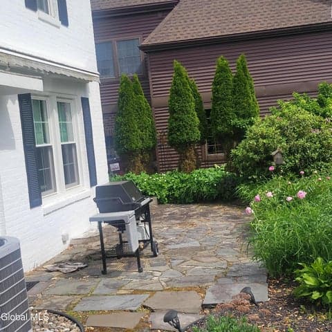 41 Berkshire Drive, East Greenbush, NY, photo 3