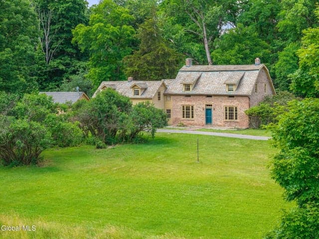 100 Truax Lane, Guilderland, NY, photo 3
