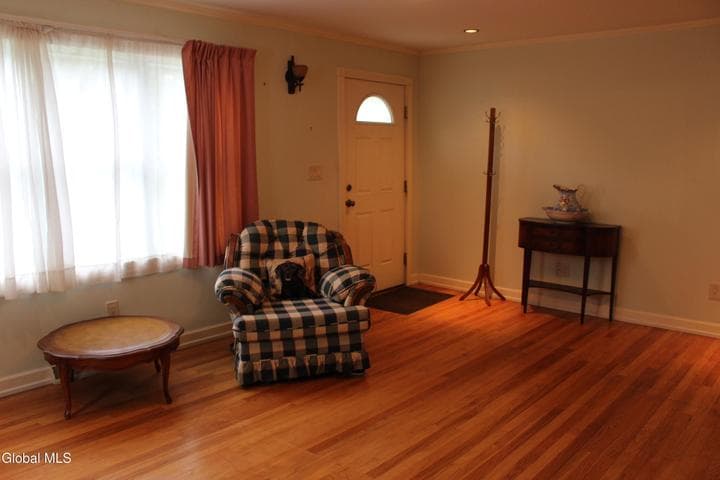 17 Warren St Street, Guilderland, NY, photo 3