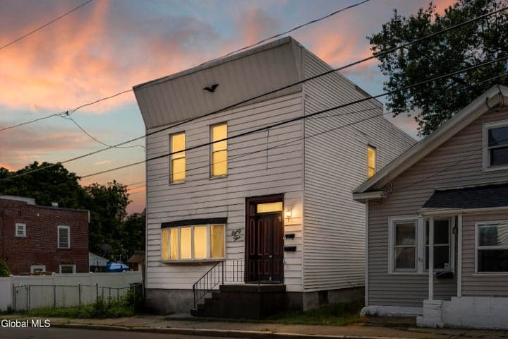85 Lancaster Street, Cohoes, NY