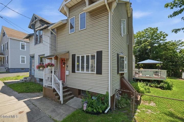 78 3rd Avenue, Rensselaer, NY