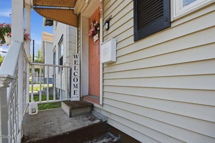 78 3rd Avenue, Rensselaer, NY, photo 3