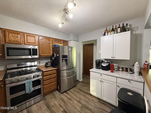 35 San Luis Road, Northumberland, NY, photo 4