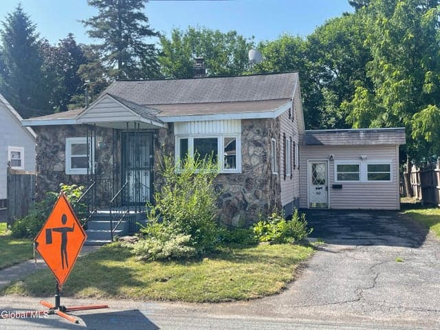 60 Woodlawn Street, Rotterdam, NY, photo 2