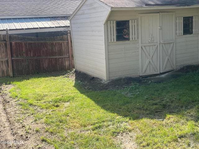 60 Woodlawn Street, Rotterdam, NY, photo 4