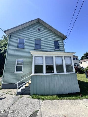 17 Mohawk Avenue, Waterford, NY, photo 5