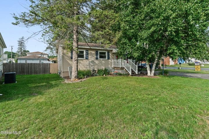 2525 Consaul Road, Schenectady, NY, photo 3