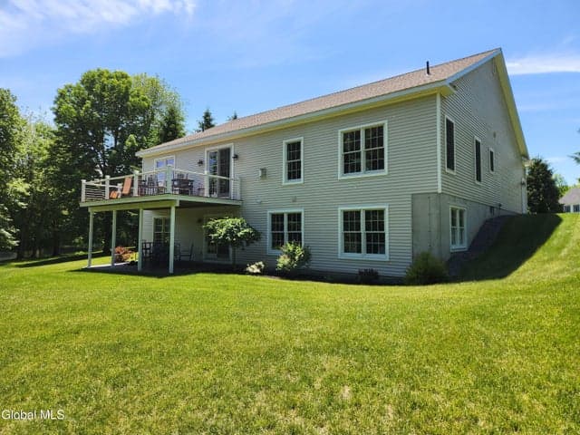 14 Westfall Court, Averill Park, NY, photo 2