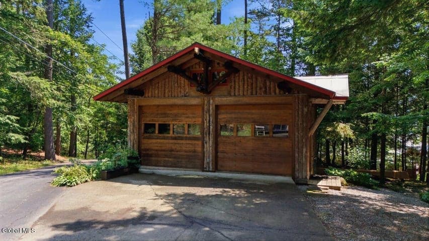 26 Ledge View Lane, Bolton, NY, photo 2