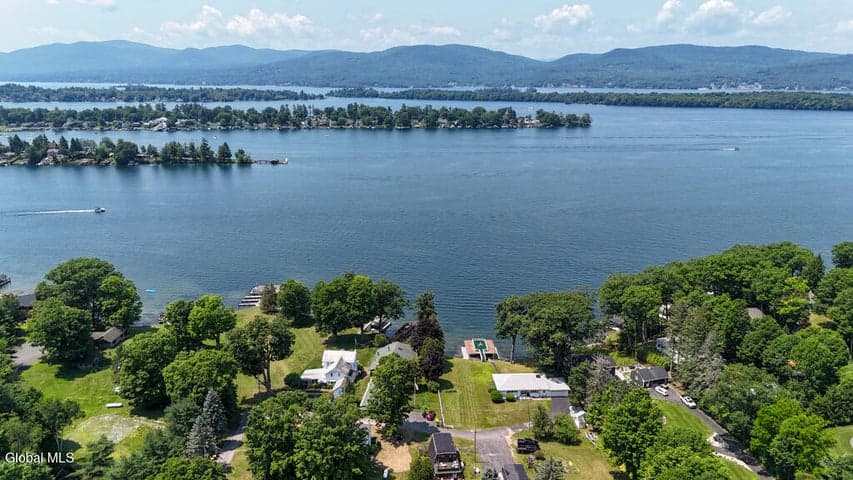 29 Trout Pavilion Road, Queensbury, NY, photo 5