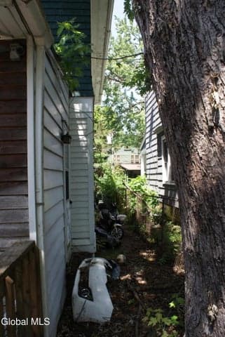 275 W Lawrence Street, Albany, NY, photo 4