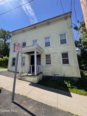 8 John Street, Rensselaer, NY, photo 2