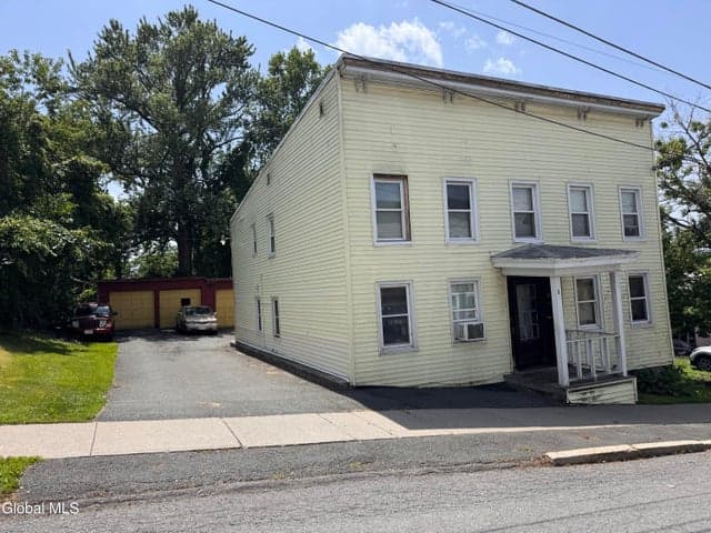 8 John Street, Rensselaer, NY, photo 4