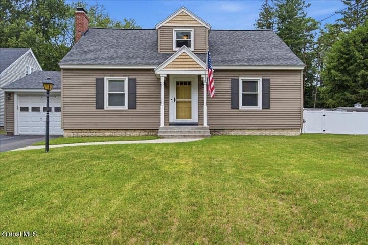 113 Gordon Road, Rotterdam, NY