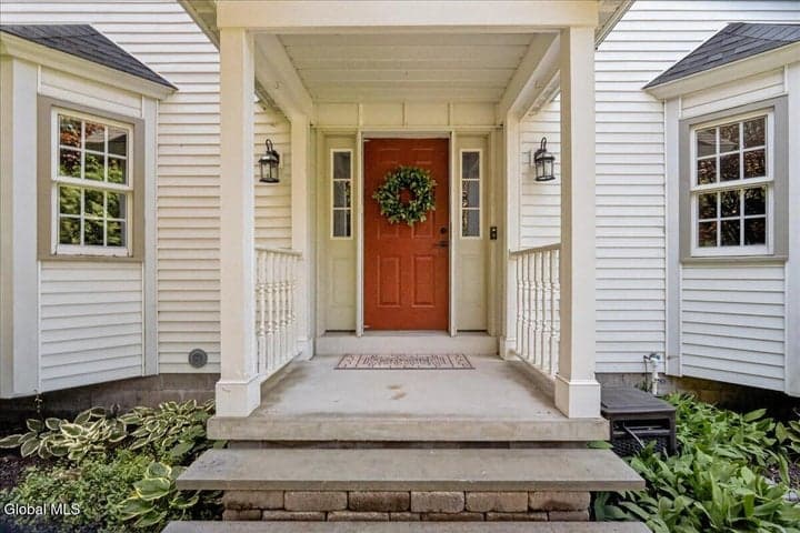 3 Cindy Lane, Halfmoon, NY, photo 4