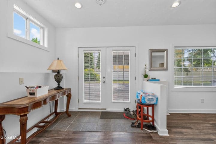 303 Jefferson Street, Saratoga Springs, NY, photo 4