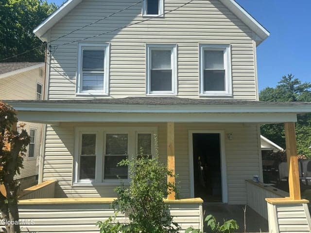 618 Kenwood Avenue, Delmar, NY
