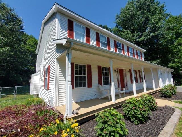26 Gates Avenue N., Northumberland, NY, photo 3
