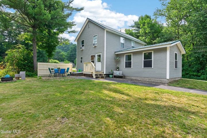 91 Sewell Street, Lake George, NY, photo 4