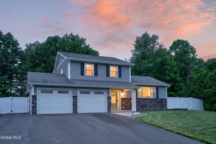 60 Denison Road, Colonie, NY, photo 1