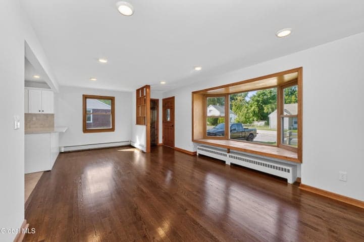1406 Red Mill Road, East Greenbush, NY, photo 4