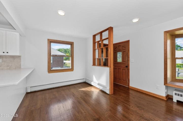 1406 Red Mill Road, East Greenbush, NY, photo 5