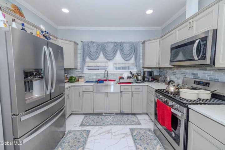 22 Elder Street, Schenectady, NY, photo 5
