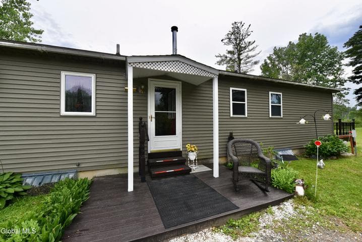 1252 Midline Road, Amsterdam, NY