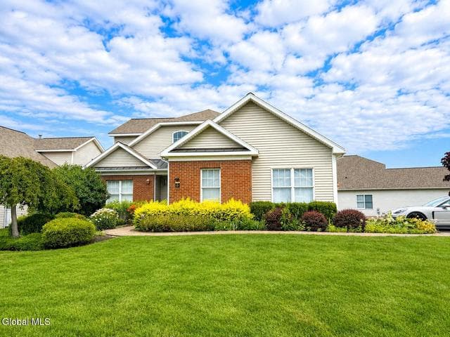 37 Cheshire Way, Loudonville, NY, photo 5