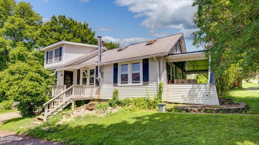 45 Lafayette Street, Palatine Bridge, NY, photo 2