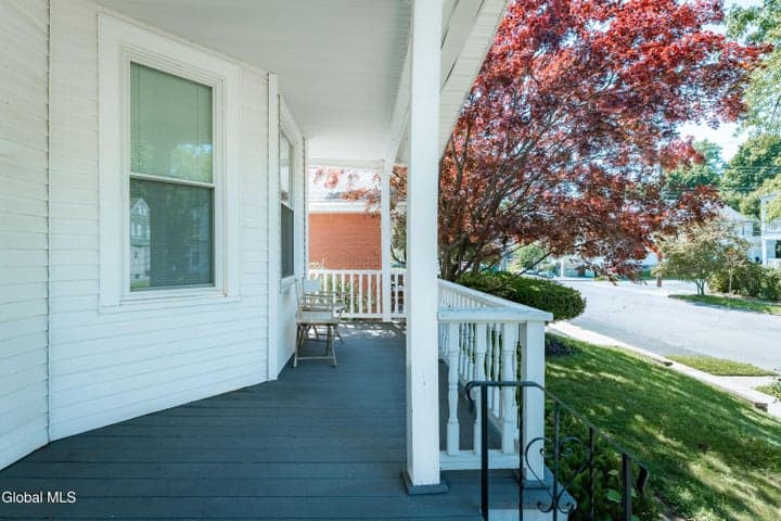 139 Woodlawn Avenue, Albany, NY, photo 2