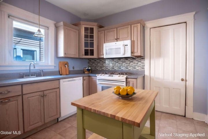 139 Woodlawn Avenue, Albany, NY, photo 5