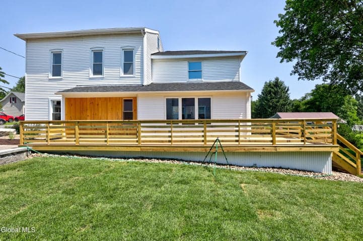 18 Chestnut Street, Schuylerville, NY, photo 4